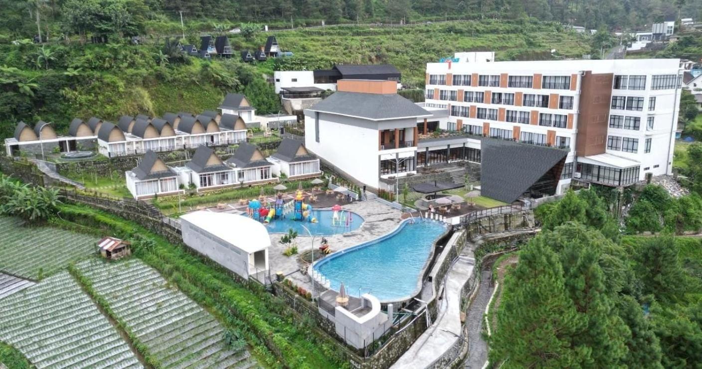 Gulala Azana & Guci Lodge *
